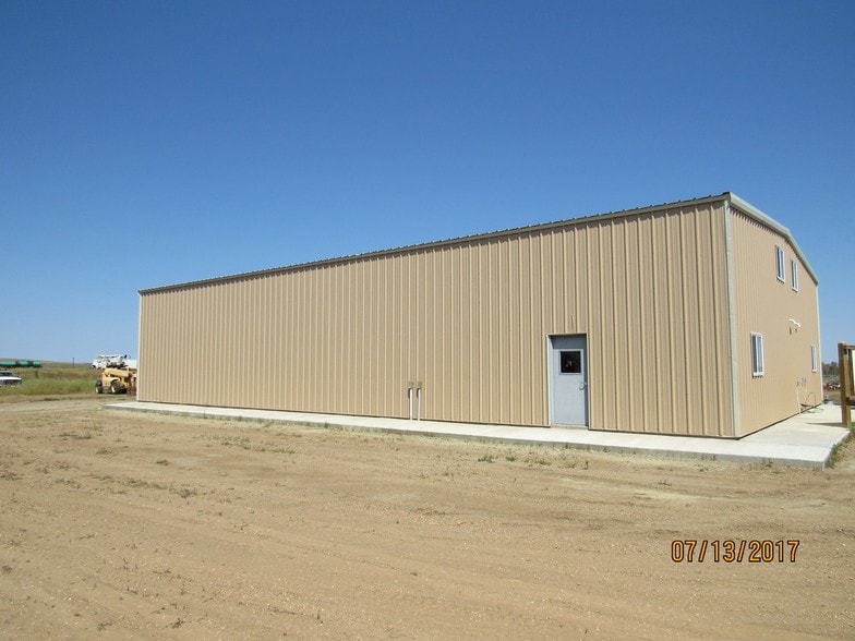 2635 High St, Killdeer, ND for sale - Building Photo - Image 2 of 8