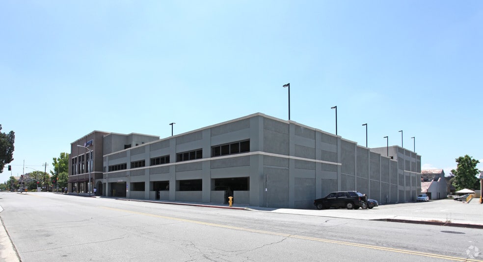 125 N 1st Ave, Arcadia, CA for lease - Building Photo - Image 3 of 19