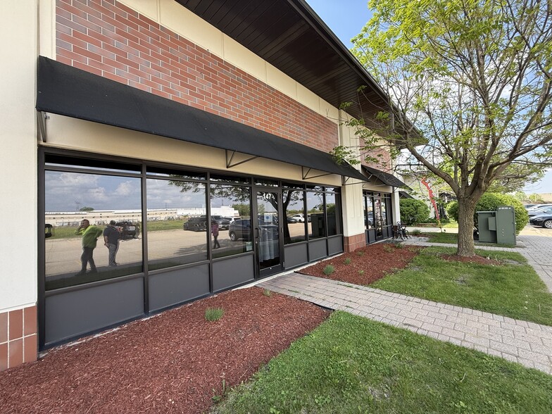 13717 S Route 30, Plainfield, IL for lease - Building Photo - Image 3 of 7