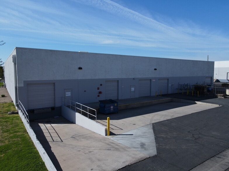 10 S 48th Ave, Phoenix, AZ for lease - Building Photo - Image 3 of 27