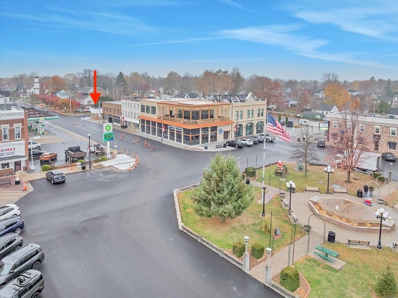 120 Walnut St, Washington, IL for sale - Building Photo - Image 3 of 29