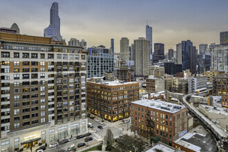 213 W Institute Pl, Chicago, IL - aerial  map view