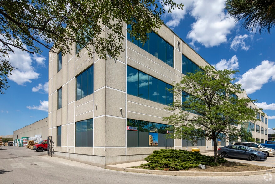 70 Disco Rd, Toronto, ON for lease - Building Photo - Image 3 of 8