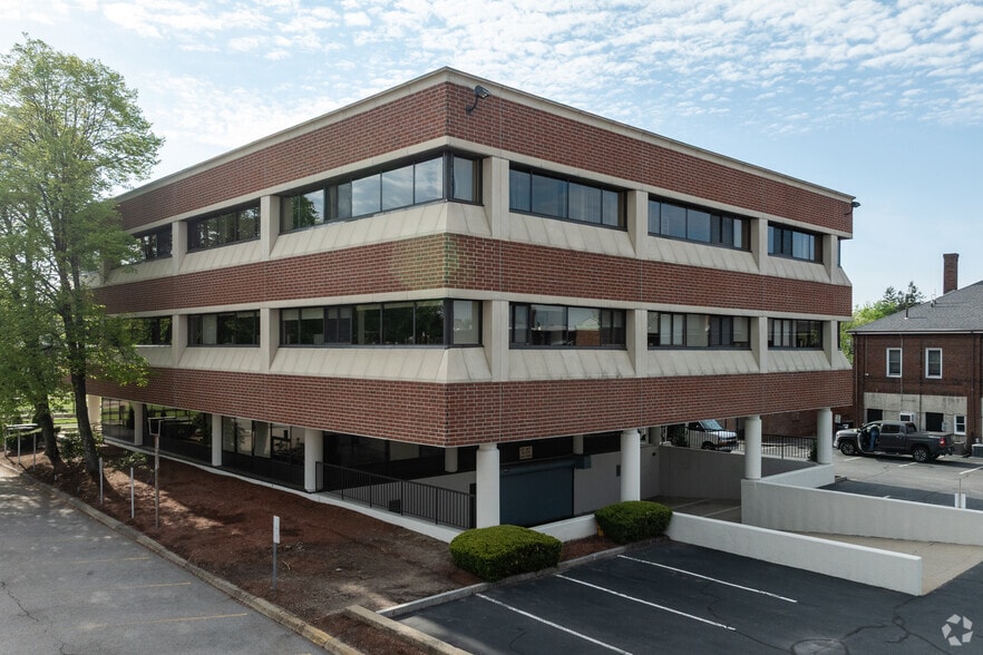 20 Pickering St, Needham, MA for lease - Building Photo - Image 3 of 4