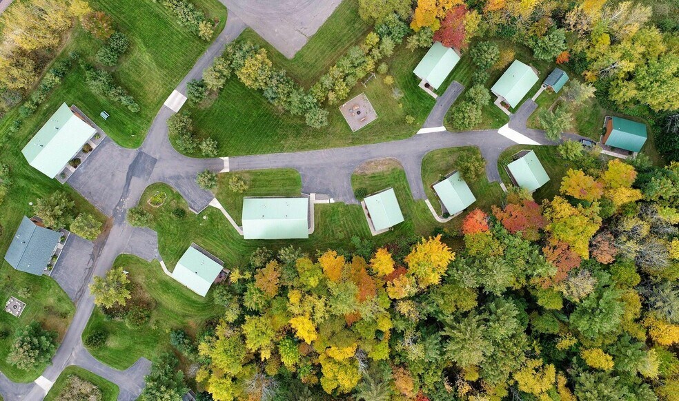 84790 State Highway 13 S, Bayfield, WI for sale - Building Photo - Image 2 of 18