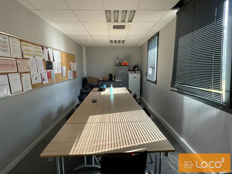 3 Rue De Partanais, Saint-Orens-de-Gameville for lease - Interior Photo - Image 3 of 6