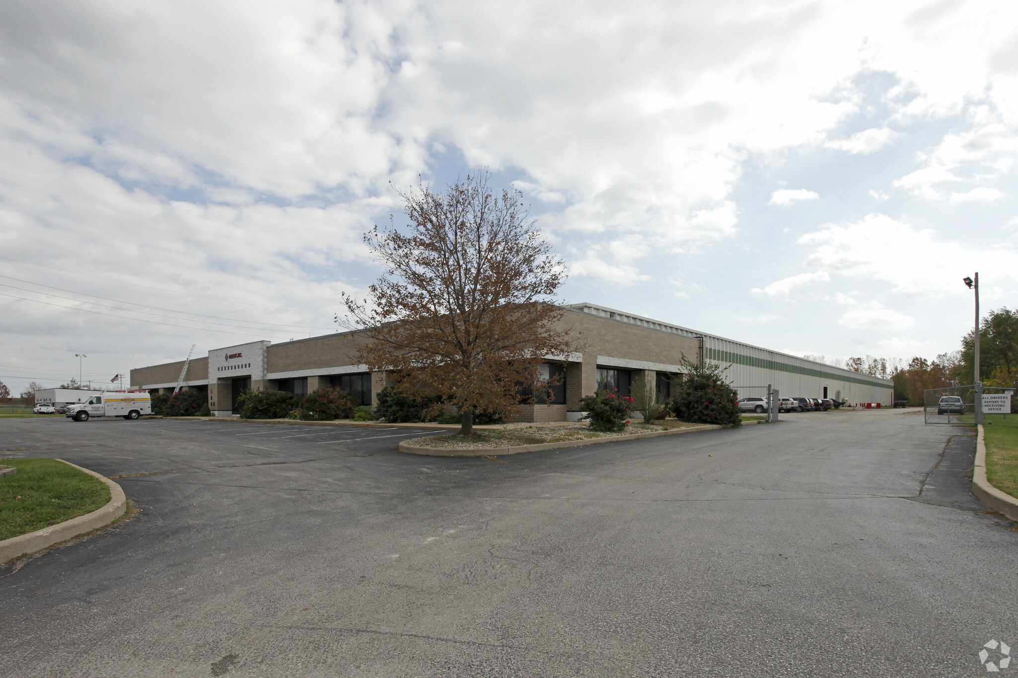 182 Northwest Industrial Ct, Bridgeton, MO 63044 - Industrial for Sale ...