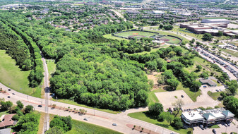 000 Ridge Rd, Rockwall TX - Parking Garage