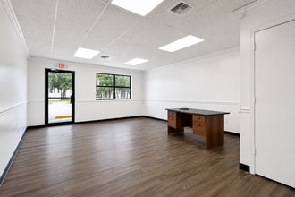4155 Dow Rd, Melbourne, FL for lease Interior Photo- Image 2 of 10