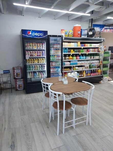 163 W Main St, Westmorland, CA for sale - Primary Photo - Image 1 of 1