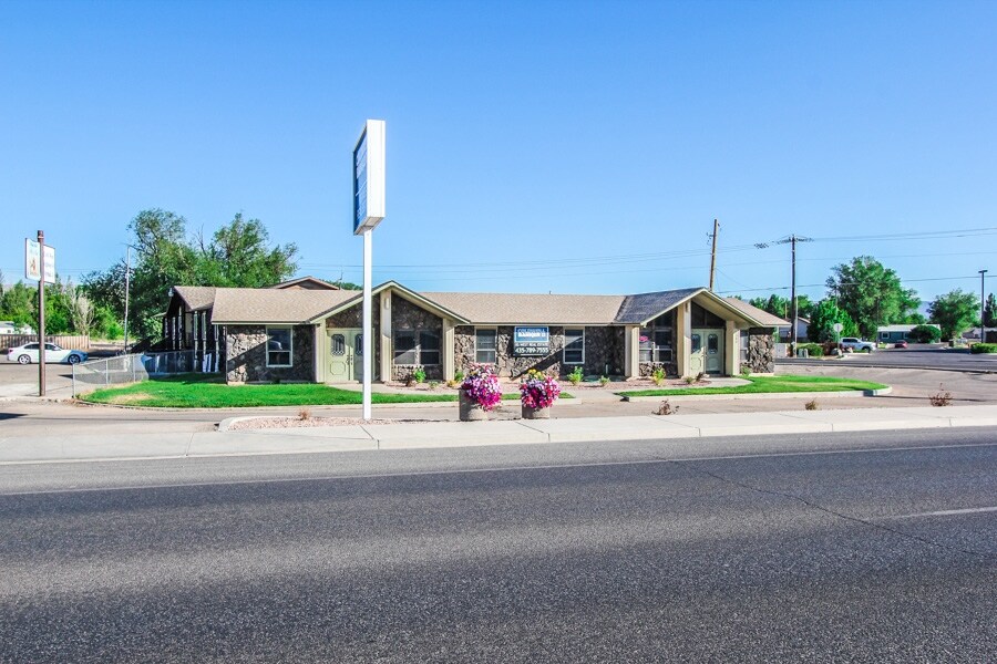 1340 W 40 Hwy, Vernal, UT for sale Primary Photo- Image 1 of 1
