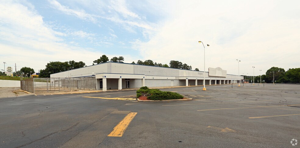 7325 Two Notch Rd, Columbia, SC for sale - Primary Photo - Image 1 of 1