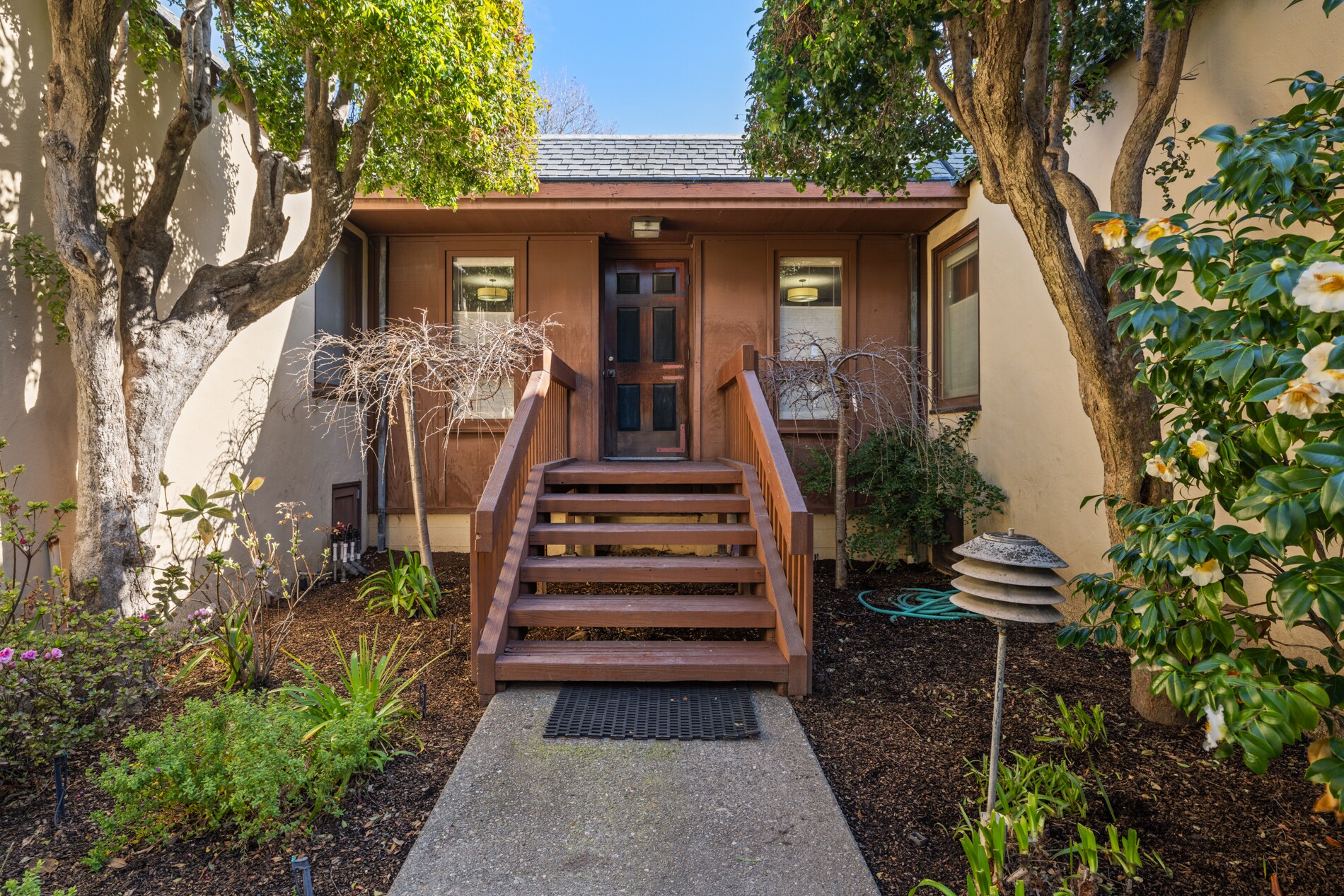 2702 Dana St, Berkeley, CA for sale Primary Photo- Image 1 of 1