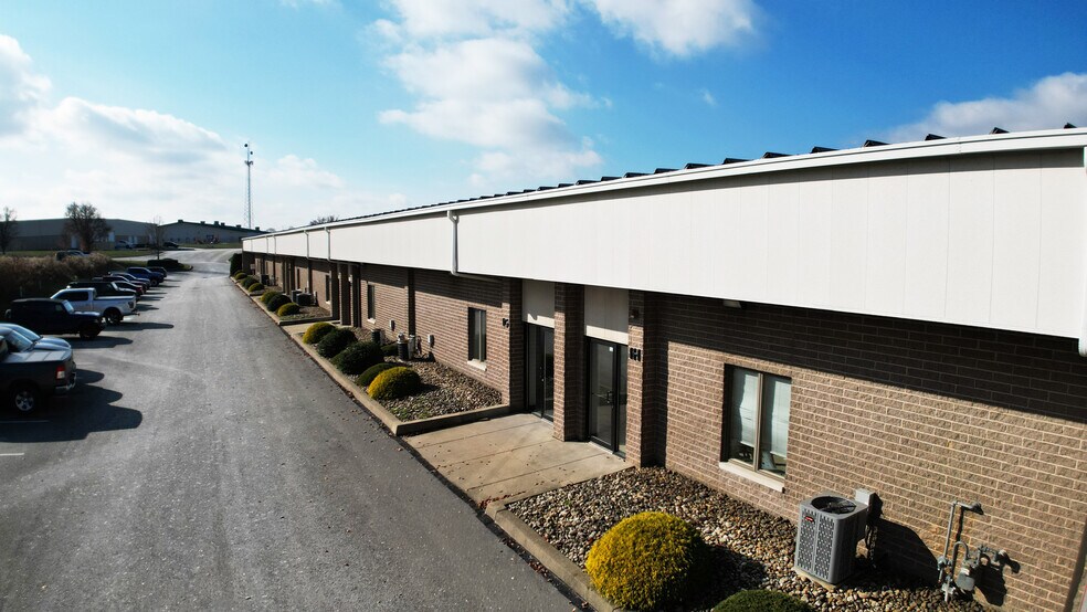103 Equity Dr, Greensburg, PA for lease - Building Photo - Image 1 of 3