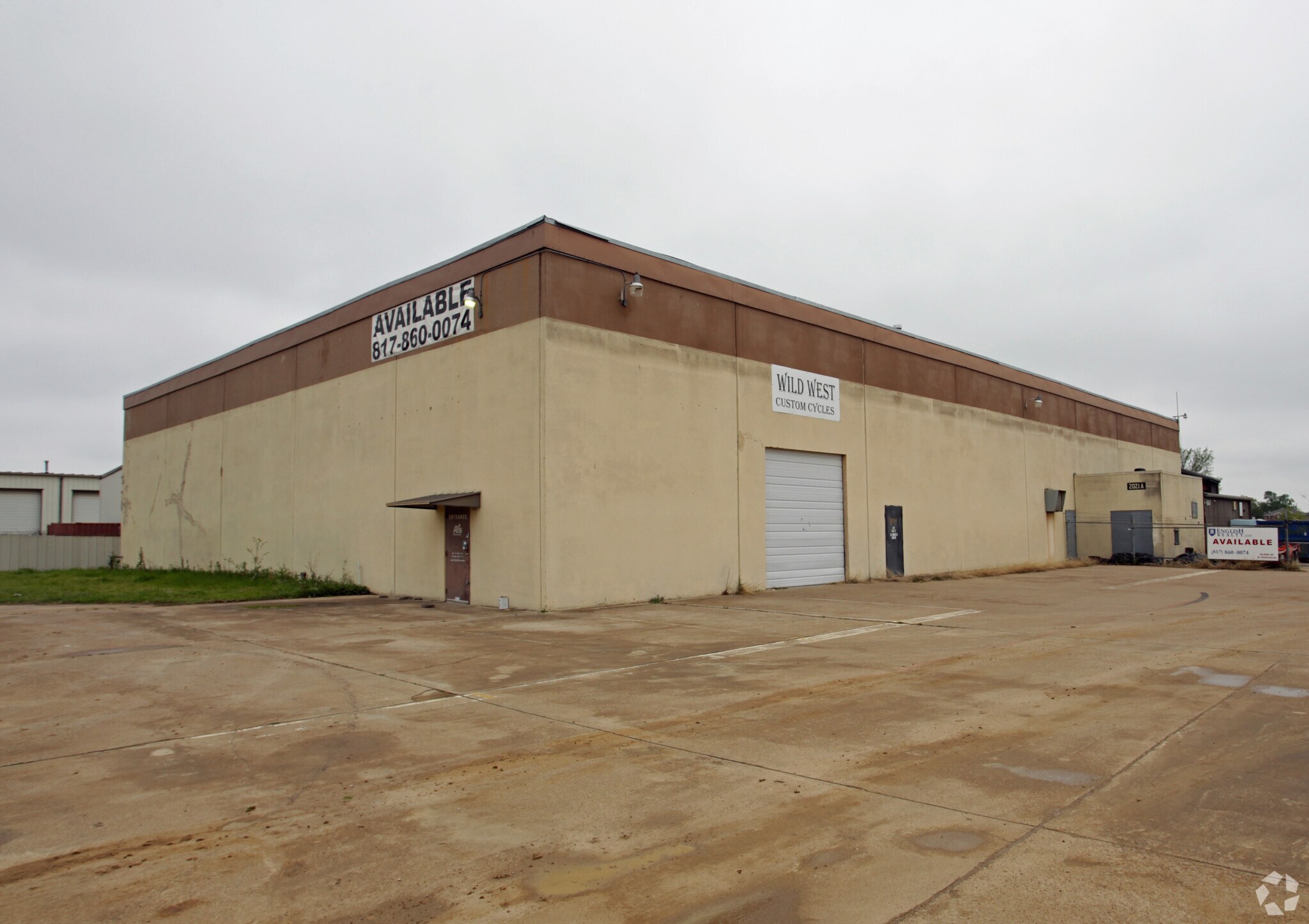 2021 Airport Fwy, Euless, TX for sale Primary Photo- Image 1 of 1