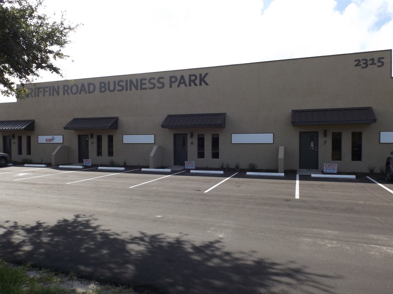 2317-2319 Griffin Rd, Leesburg, FL for sale - Building Photo - Image 1 of 1