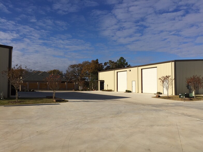 2941 Elkton Trl, Tyler, TX for lease - Building Photo - Image 3 of 6