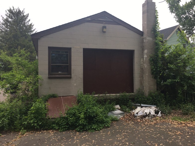 135 Tolland St, East Hartford, CT 06108