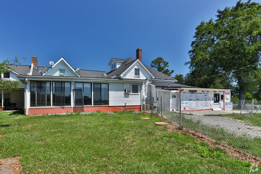 2470 Old Mill Rd, Inman, SC for sale - Primary Photo - Image 1 of 36