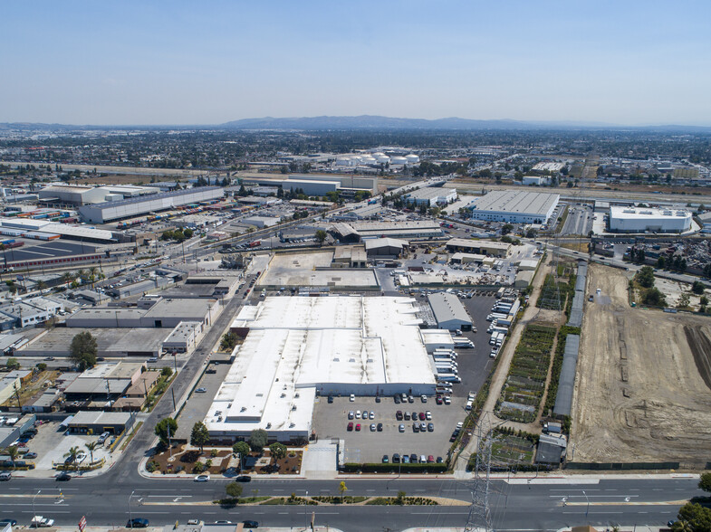 8990 S Atlantic Ave, South Gate, CA for sale - Building Photo - Image 1 of 1