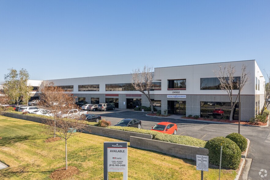 24922 Anza Dr, Valencia, CA for lease - Building Photo - Image 1 of 12