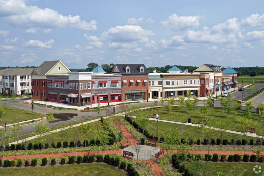 90-105 Saddle Way, Chesterfield, NJ for lease - Building Photo - Image 1 of 18