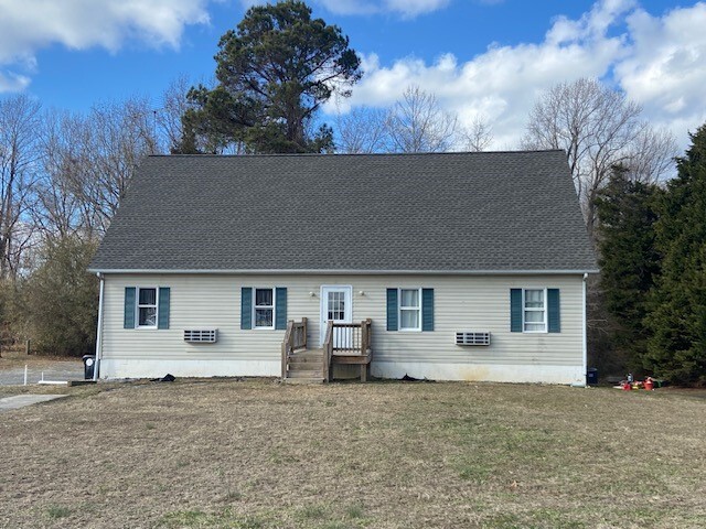 16043 Richmond rd, Callao, VA for sale - Primary Photo - Image 1 of 3