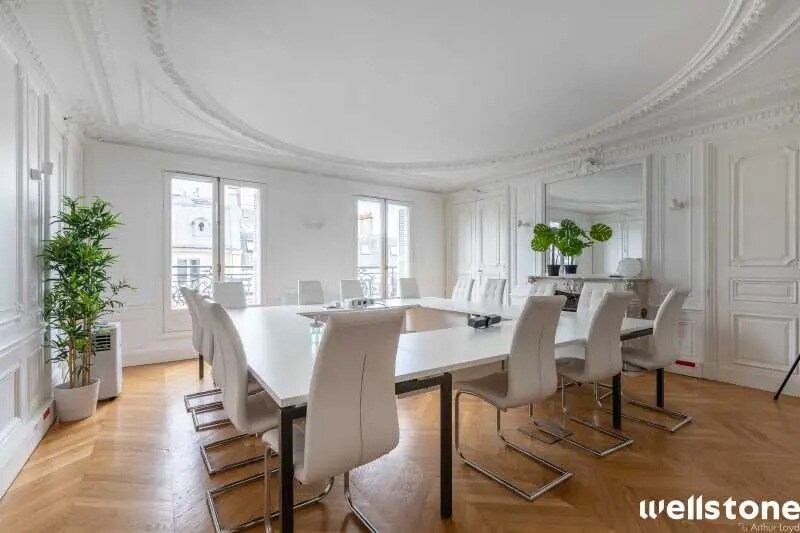 Office in Paris for lease - Building Photo - Image 1 of 15