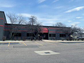 5111 E Ml Ave, Kalamazoo, MI for lease Building Photo- Image 1 of 5