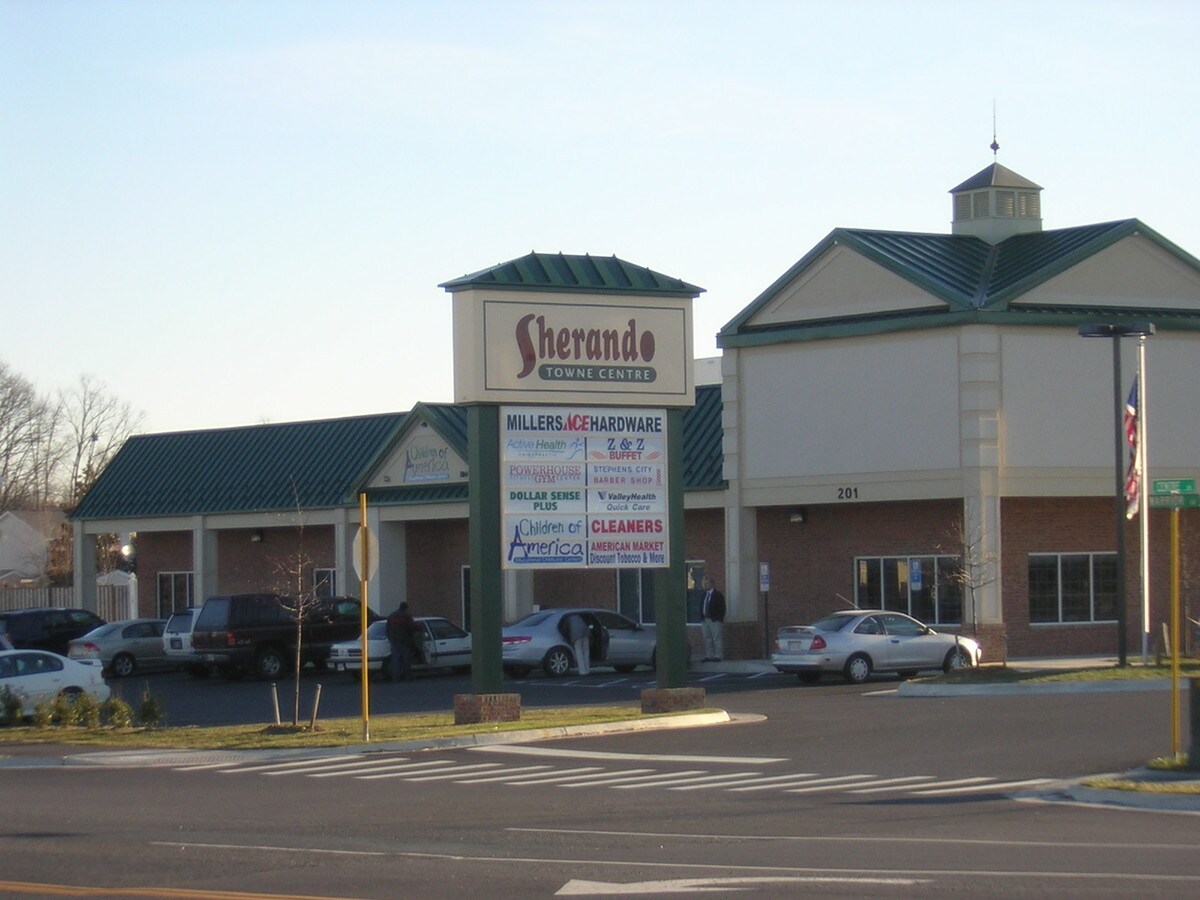 201 Centre Dr, Stephens City, VA 22655