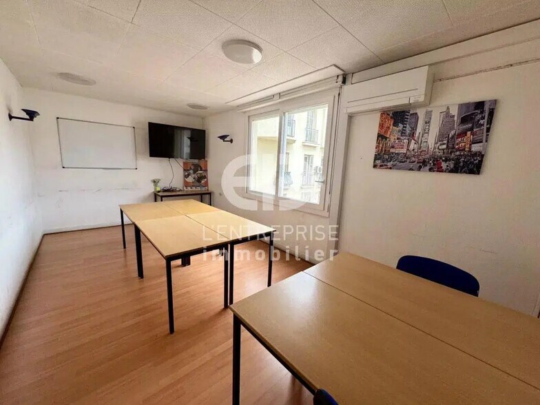 Office in Nice for lease - Building Photo - Image 2 of 9