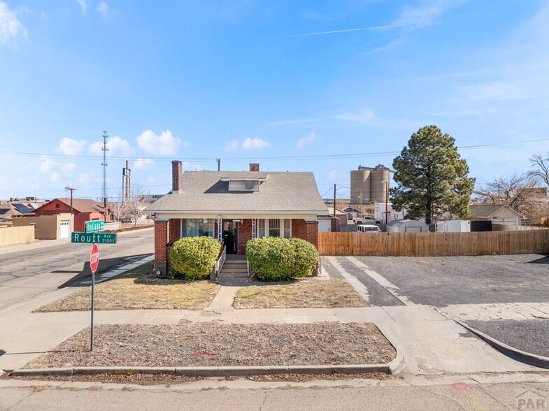 410 Indiana Ave, Pueblo, CO for sale - Building Photo - Image 2 of 37