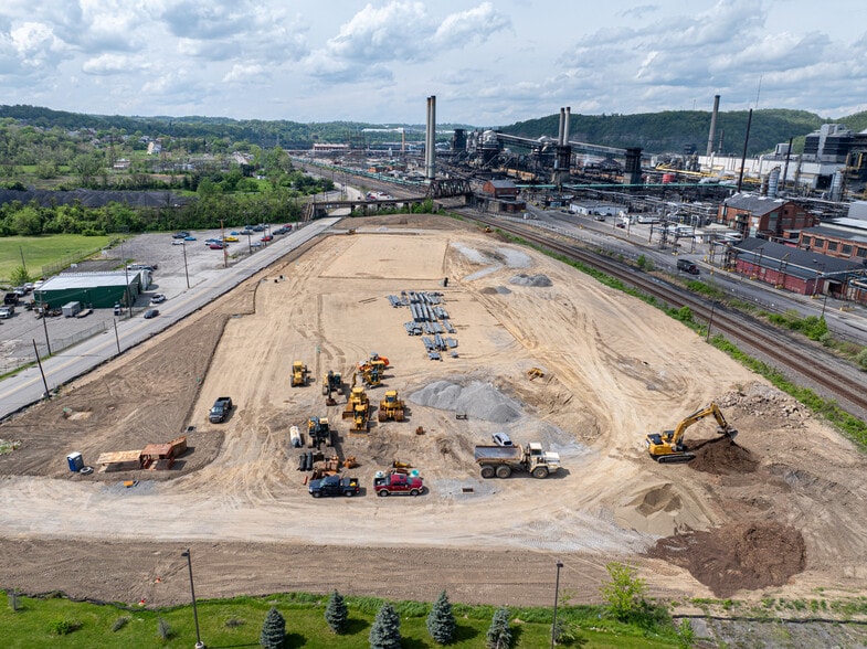 206 State St, Clairton, PA for lease - Building Photo - Image 3 of 24