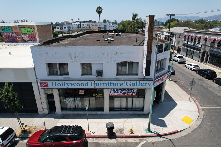 556-559 N Western Ave, Los Angeles, CA for lease - Building Photo - Image 2 of 5