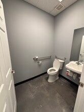 250 Churchill Ct, Woodstock, GA for lease Building Photo- Image 1 of 12