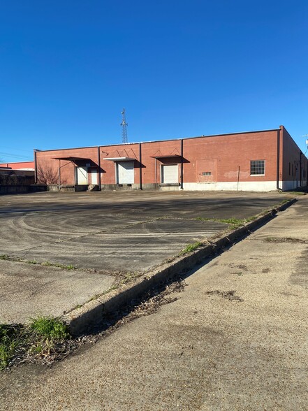 835 S Congress St, Jackson, MS for sale - Building Photo - Image 1 of 6