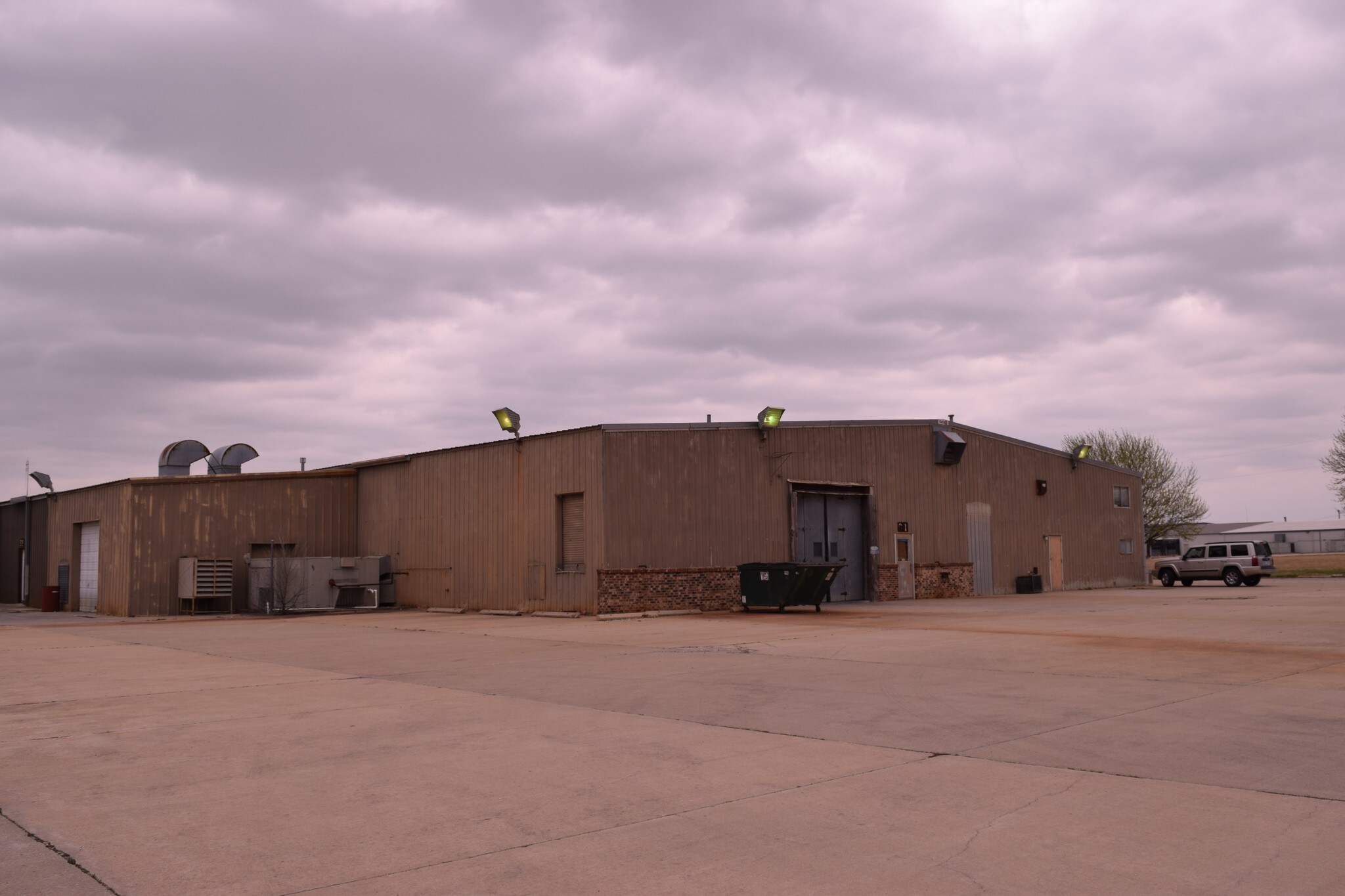 612 W Miller Rd, Iola, KS for sale Building Photo- Image 1 of 1