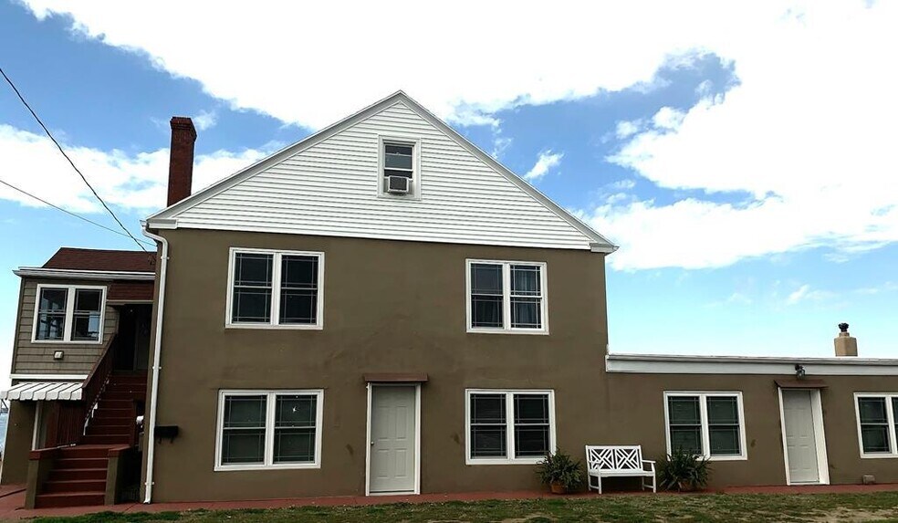 3553 Main St, Chincoteague, VA for sale - Primary Photo - Image 1 of 1