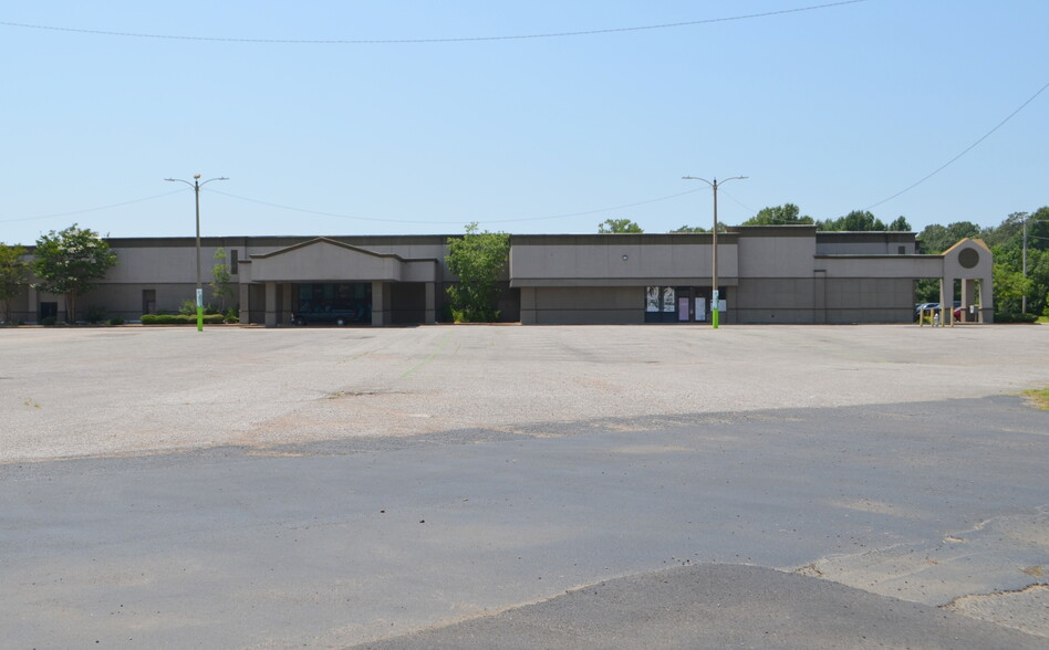 2010 Stateline Rd W, Southaven, MS for lease - Primary Photo - Image 1 of 20