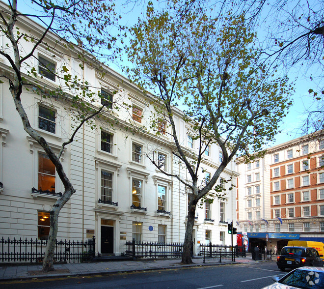 4 Bloomsbury Pl, London for lease - Building Photo - Image 2 of 4