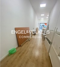 Retail in Barcelona, Barcelona for lease Interior Photo- Image 1 of 6