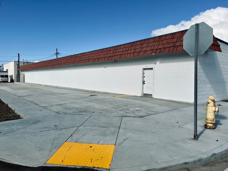 911-917 E Chestnut Ave, Lompoc, CA for sale - Building Photo - Image 1 of 1