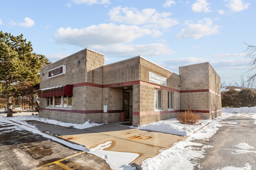 2031 E Calumet St, Appleton, WI 54915