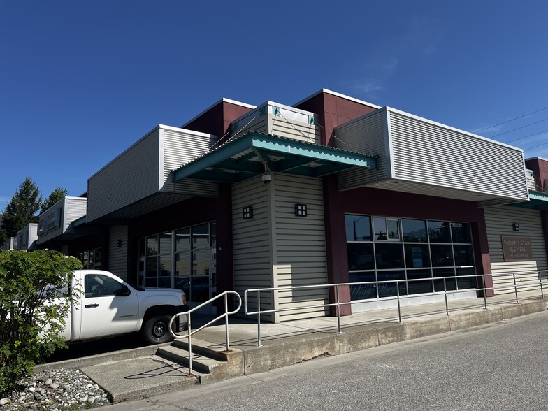 751 E 36th Ave, Anchorage, AK for lease - Building Photo - Image 2 of 4