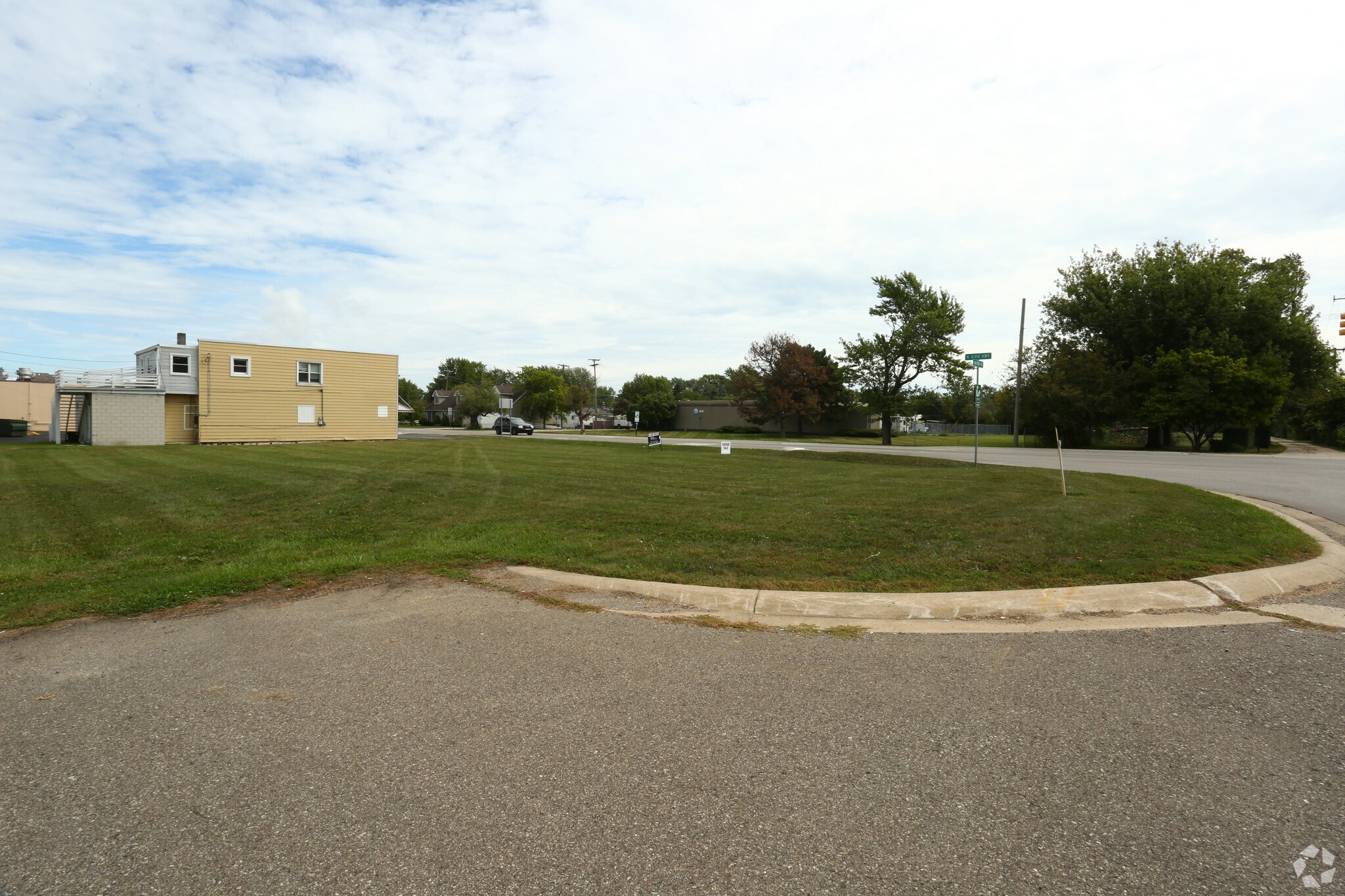 3511 N Dixie Hwy, Monroe, MI for sale Primary Photo- Image 1 of 1