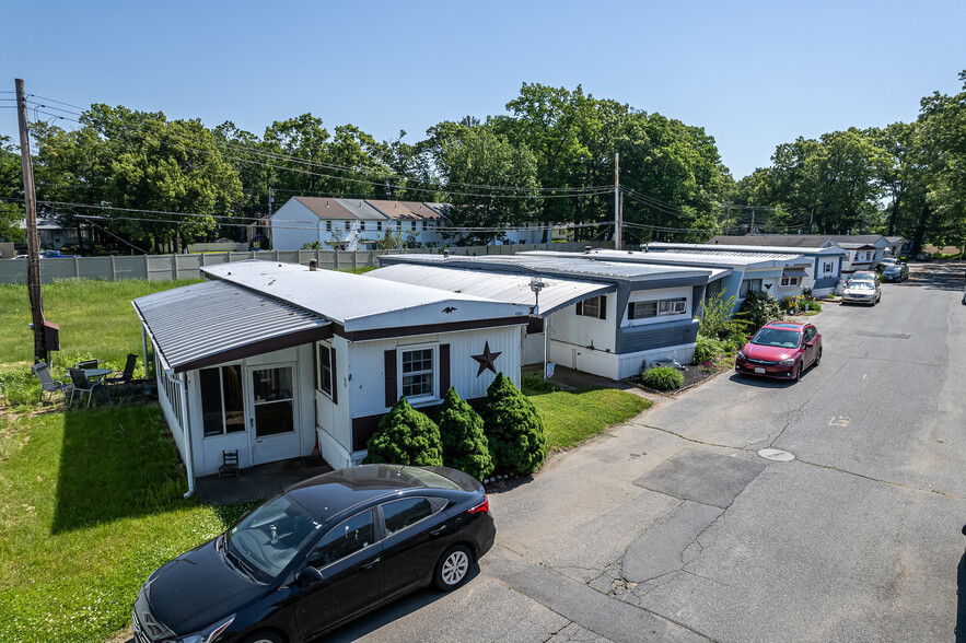 Mass Manufactured Housing Package portfolio of 2 properties for sale on LoopNet.com - Building Photo - Image 2 of 21