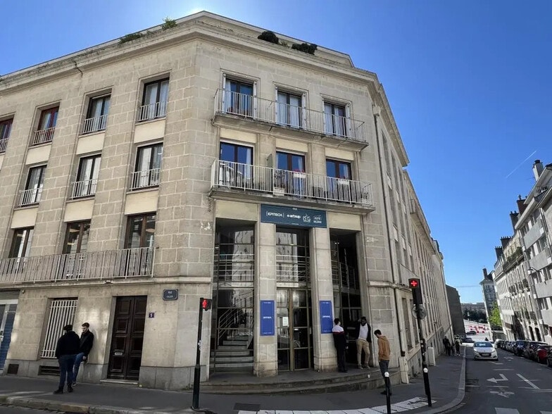 5 Rue D'Alger, Nantes for sale - Building Photo - Image 1 of 12
