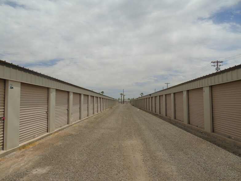 1501 S Dogwood Rd, El Centro, CA for sale - Building Photo - Image 1 of 1
