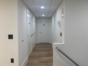 3-5 Audrey Ave, Oyster Bay, NY for lease Interior Photo- Image 2 of 7