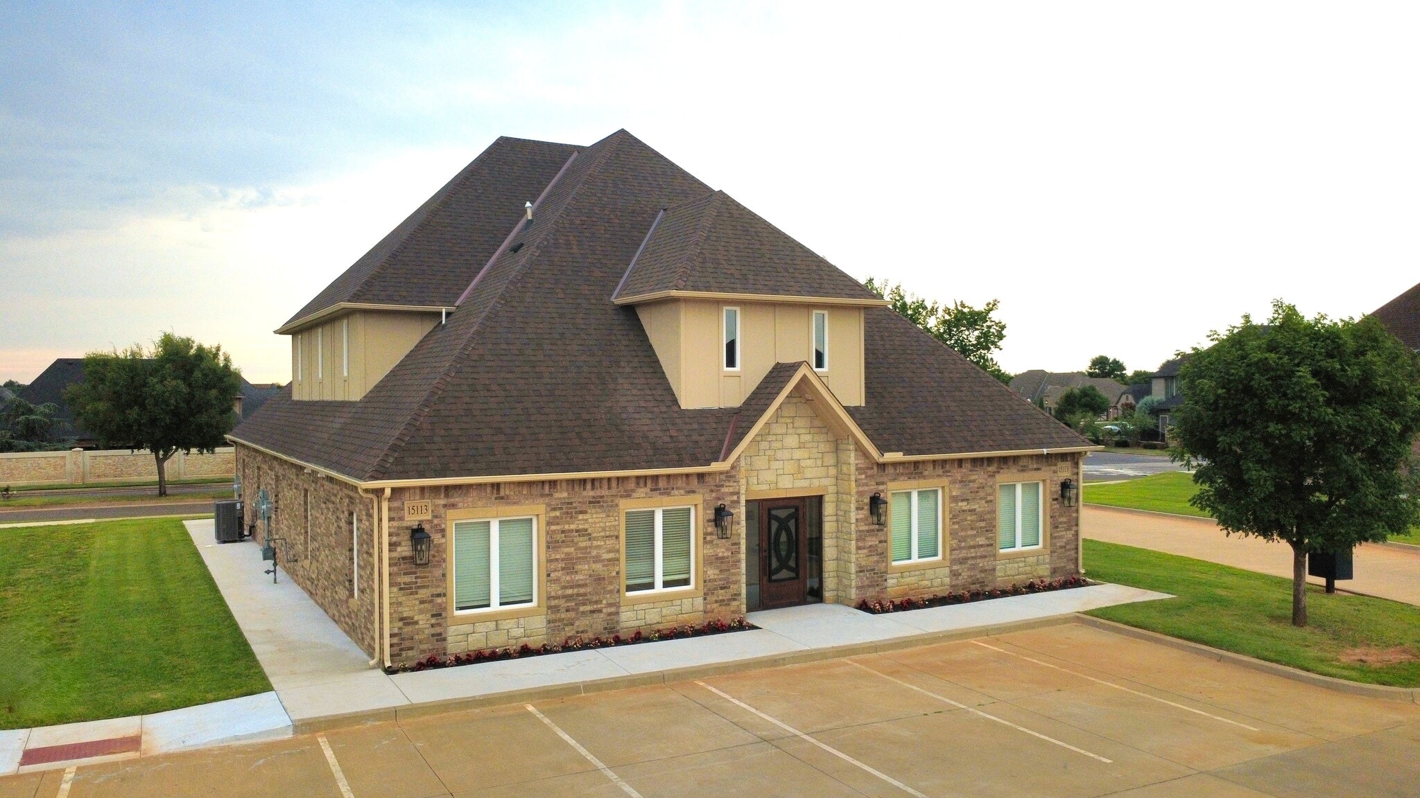 15113 Traditions Lake Pky, Edmond, OK for lease Building Photo- Image 1 of 9